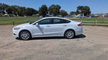 2014 Ford White Fusion #2