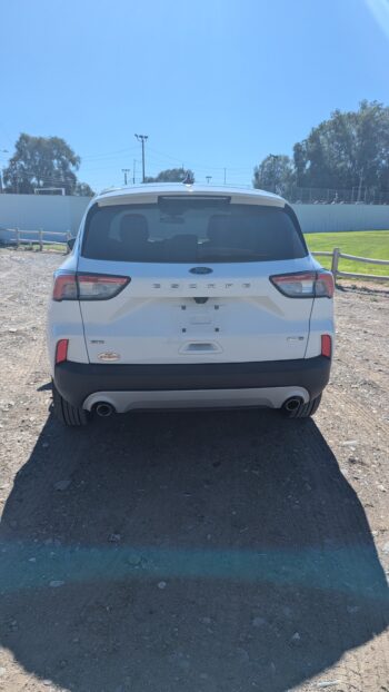 2020 White Ford Escape - Image 3