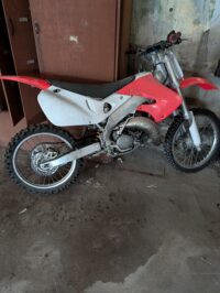 6# Honda CR125 motorcycle VIN#1H2PC3503YM102596 012926