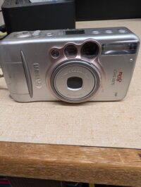 Canon Sure Shot 80u Camera with 30-80mm Lens 050526