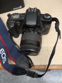 Canon EOS Camera with lens 30-85mm 050526