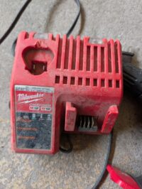 Milwaukee Charger M12 & M18 Lithium-Ion Battery Charger 12V or 18V 050626