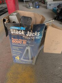 Camco stack jack kit