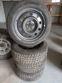 Glacier-Grip II Tires + 17in Rims