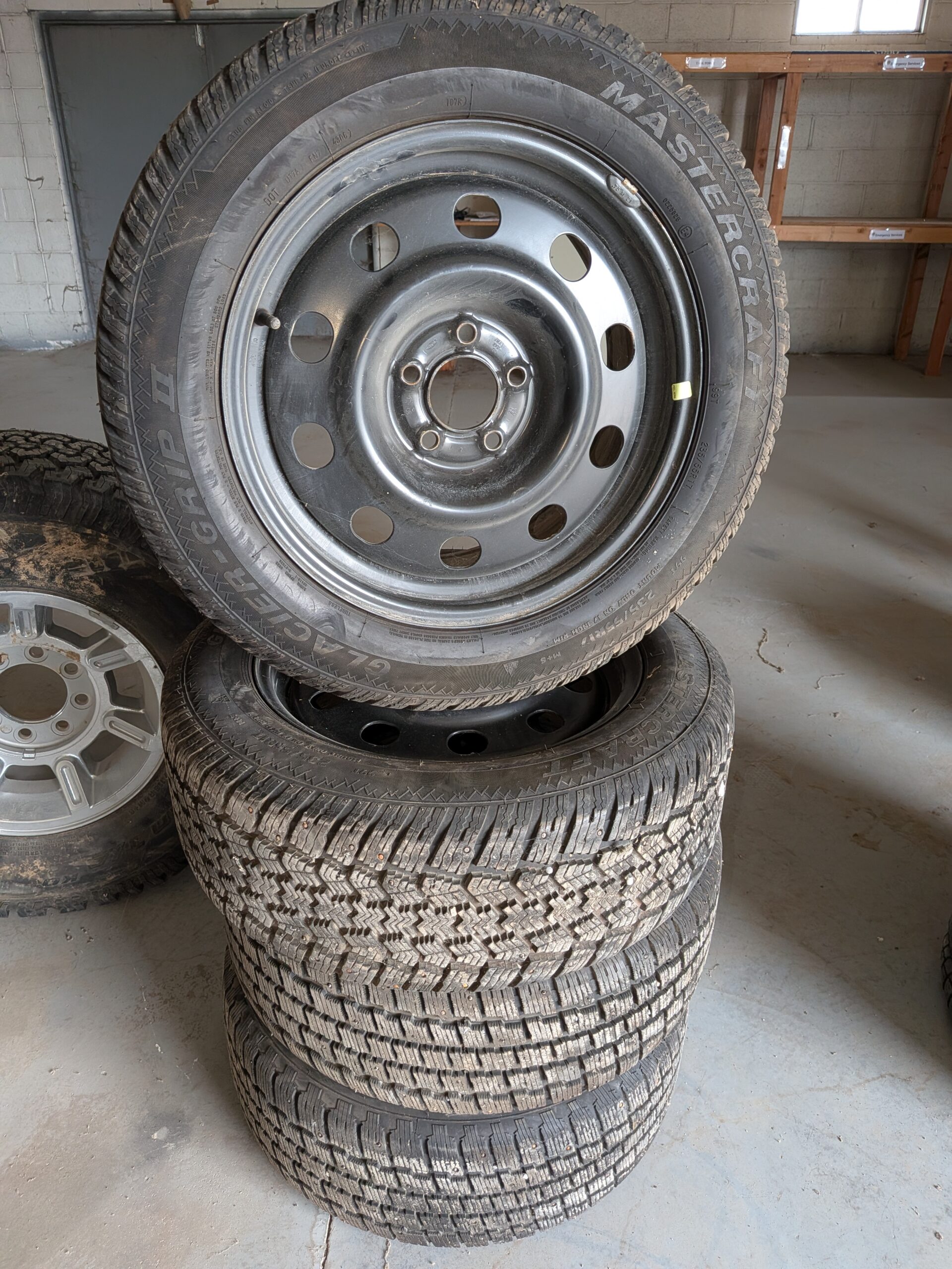 Glacier-Grip II Tires + 17in Rims